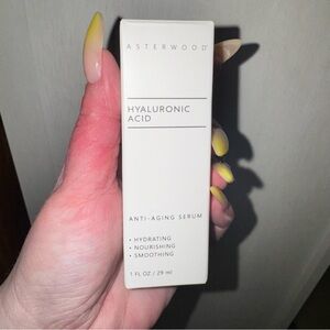 Hyaluronic acid serum